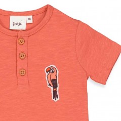 detalle camiseta naranja de bebe feetje
