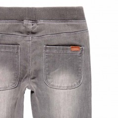 detalle pantalon niña denim gris elastico por detras