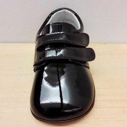 Zapatos bebé charol marrón de León Shoes