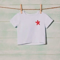 Conjunto baño bebé camiseta y bond rayas marineras de Ysabel Mora