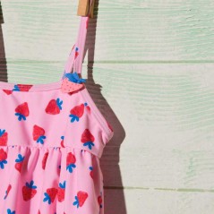 Conjunto baño bebé niña camiseta y culetin fresas de Ysabel Mora