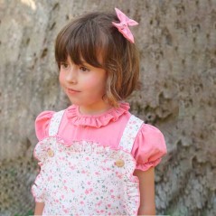 Pichi niña florecitas con blusa rosa de Marena