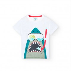 Conjunto niño camiseta tiburón con bermuda rayitas de Bóboli