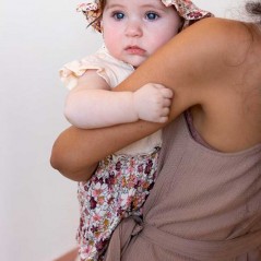 Vestido bebé niña Feetje de punto beige y flores