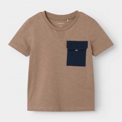 Conjunto niño Name it camiseta marrón y bermuda marino