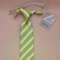 Corbata niño verde pistacho Liney