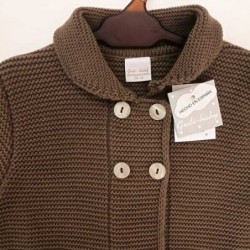 Chaqueta de bebé marrón de punto tricot