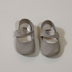 Zapatos bebé Merceditas de piel vuelta grises de Cuquito