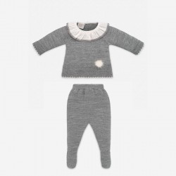 Conjunto ropa bebé de jersey y polaina de punto gris