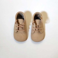 Zapatos bebé León Shoes bota arena con cordones