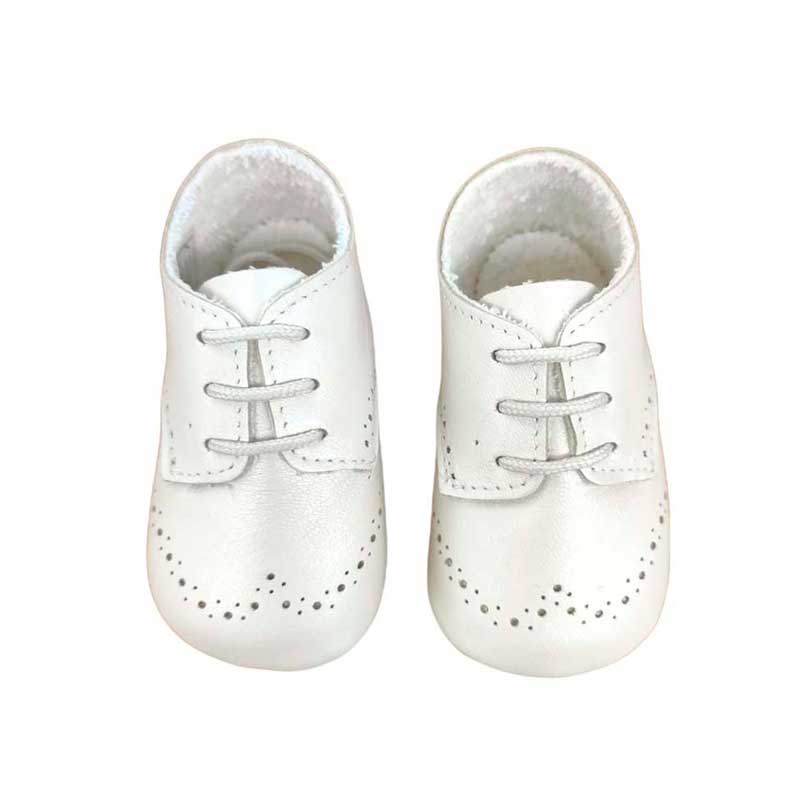 zapatos de bebe con cordon leon shoes